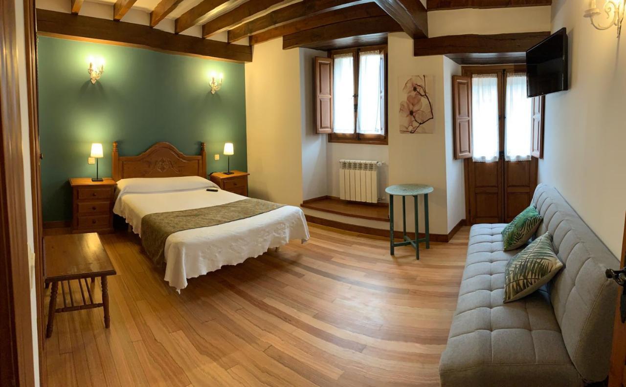 Hotel La De